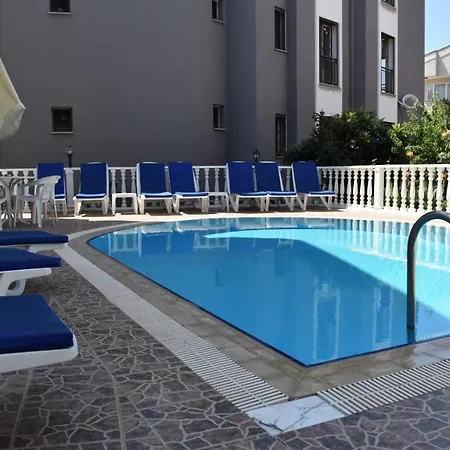 Comfort Inn Otel 호텔 말마리스